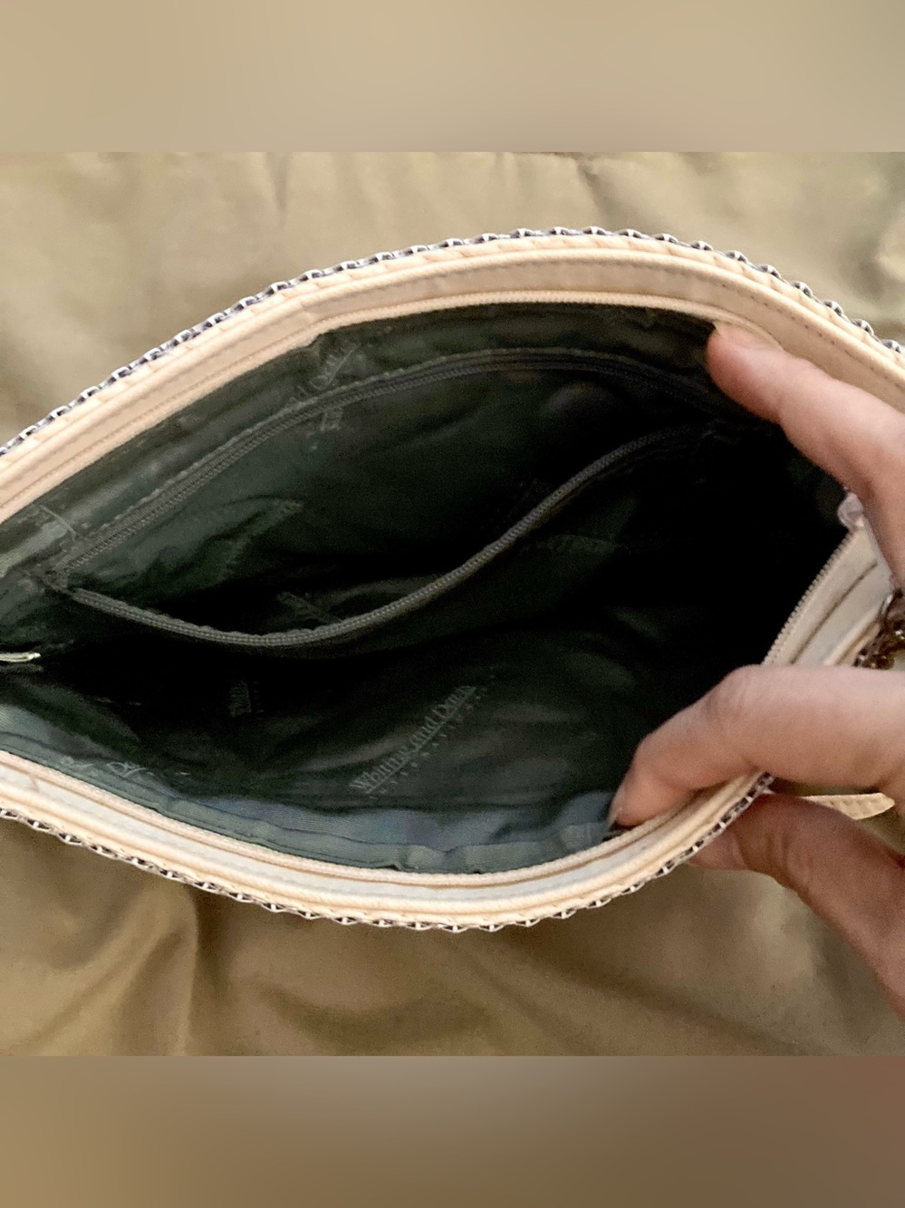 Textured light pale pink preloved Clutch with Gold Tag - Picture 4 of 7